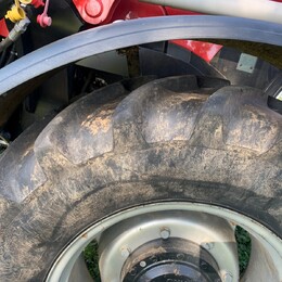 CASE IH Farmall 85 A včetně čelního nakladače