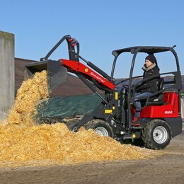 Kompaktní kloubové nakladače