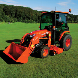 Univerzální a komunální traktory