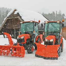Univerzální a komunální traktory
