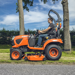 Kubota řady BX