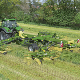 Rotorové shrnovače píce