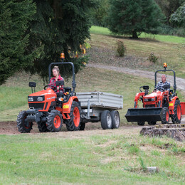 Univerzální a komunální traktory