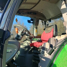 Traktor DEUTZ-FAHR 6130 TTV