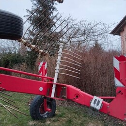 Nahrabovač Pöttinger Eurotop 651