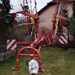 Nahrabovač Pöttinger Eurotop 651