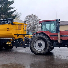 Traktorové návěsy jedno a dvoustranné