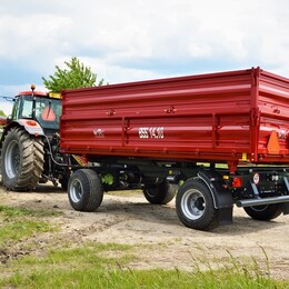 Traktorové přívěsy BSS