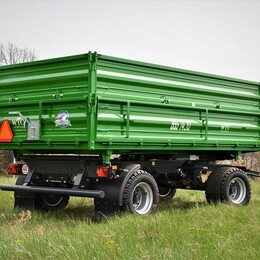 Traktorové přívěsy BSS