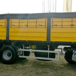 Traktorové přívěsy